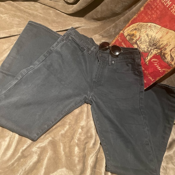 🌸2/$60🌸👖✨ Vintage Distressed Black Tab Levi's 511 Jeans | Grailed✨👖 - Picture 2 of 10